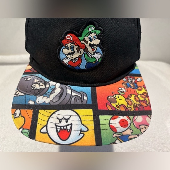 Black Super Mario Bros SnapBack Hat Unisex One Size - Picture 10 of 14